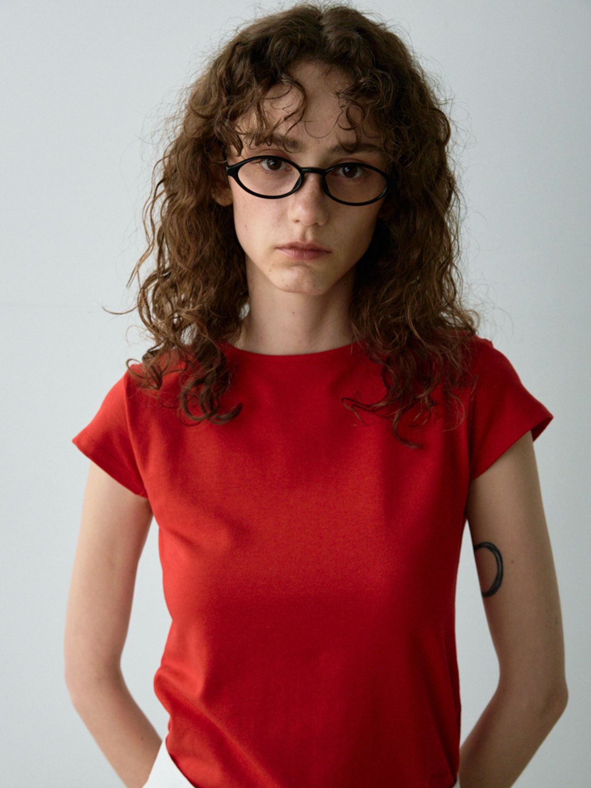 노우드(NOEUD) Geek cap sleeve T-shirt (Red)