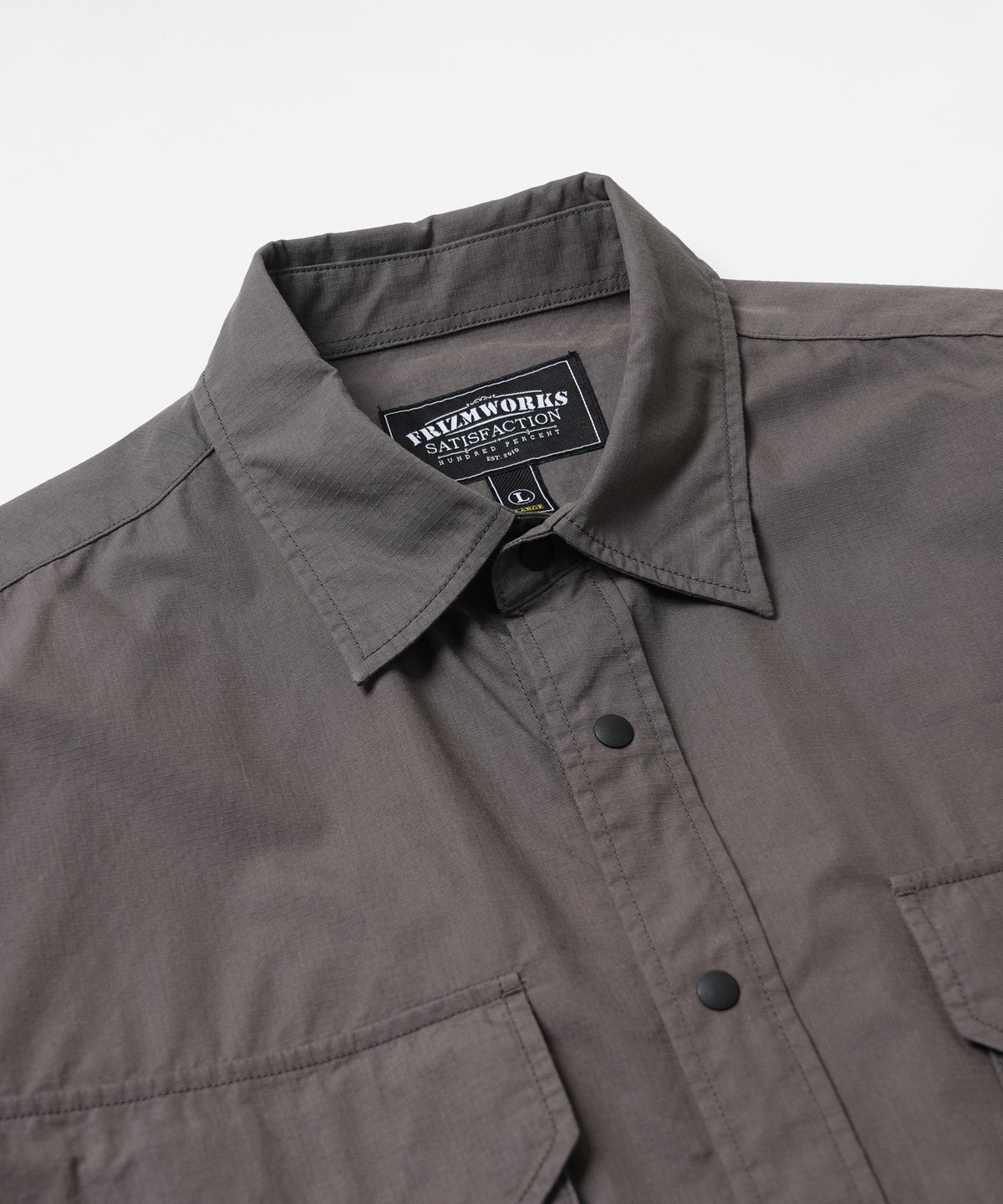 프리즘웍스(FRIZMWORKS) CN RIPSTOP FISHING HALF SHIRT _ GRAY