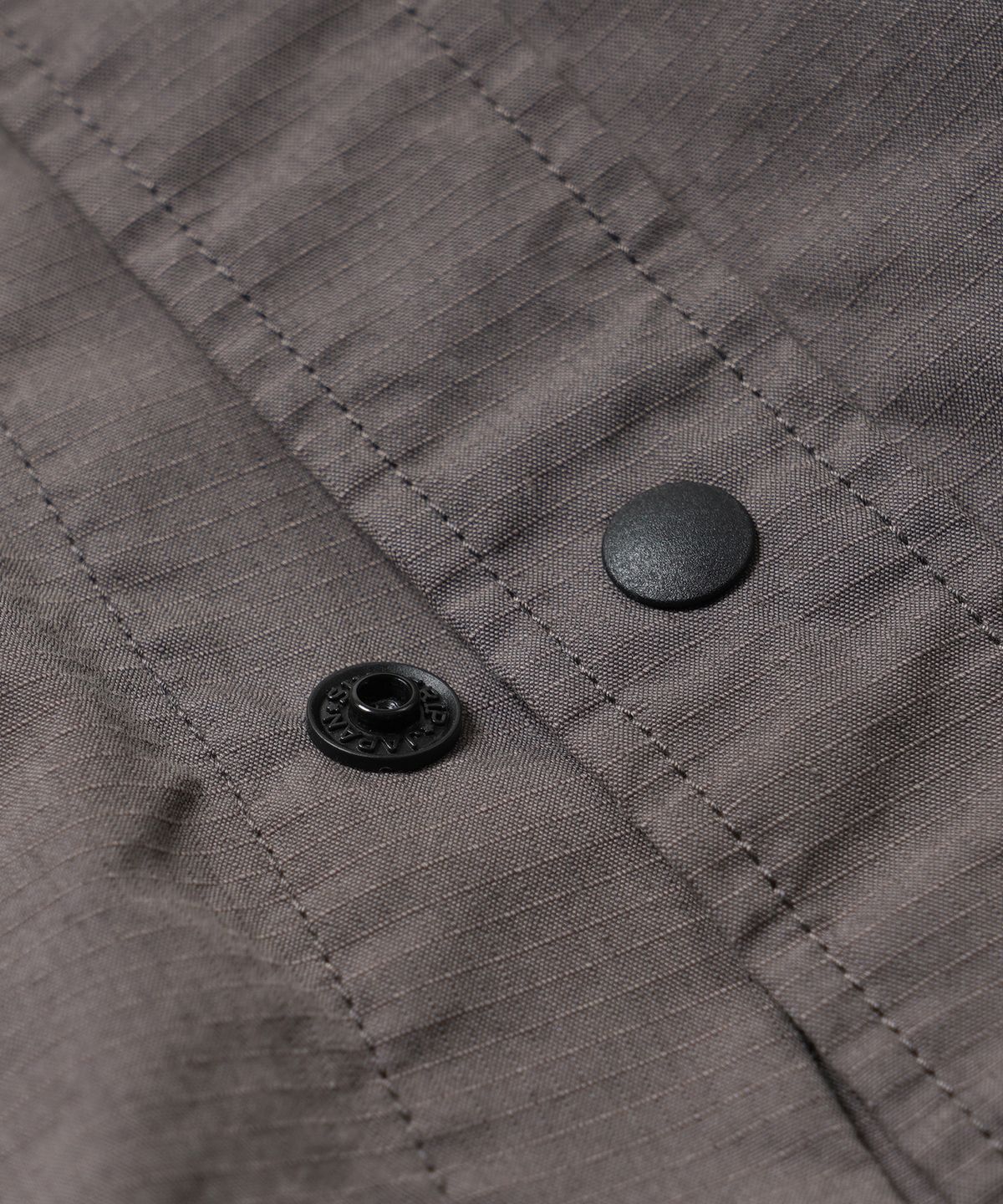 프리즘웍스(FRIZMWORKS) CN RIPSTOP FISHING HALF SHIRT _ GRAY
