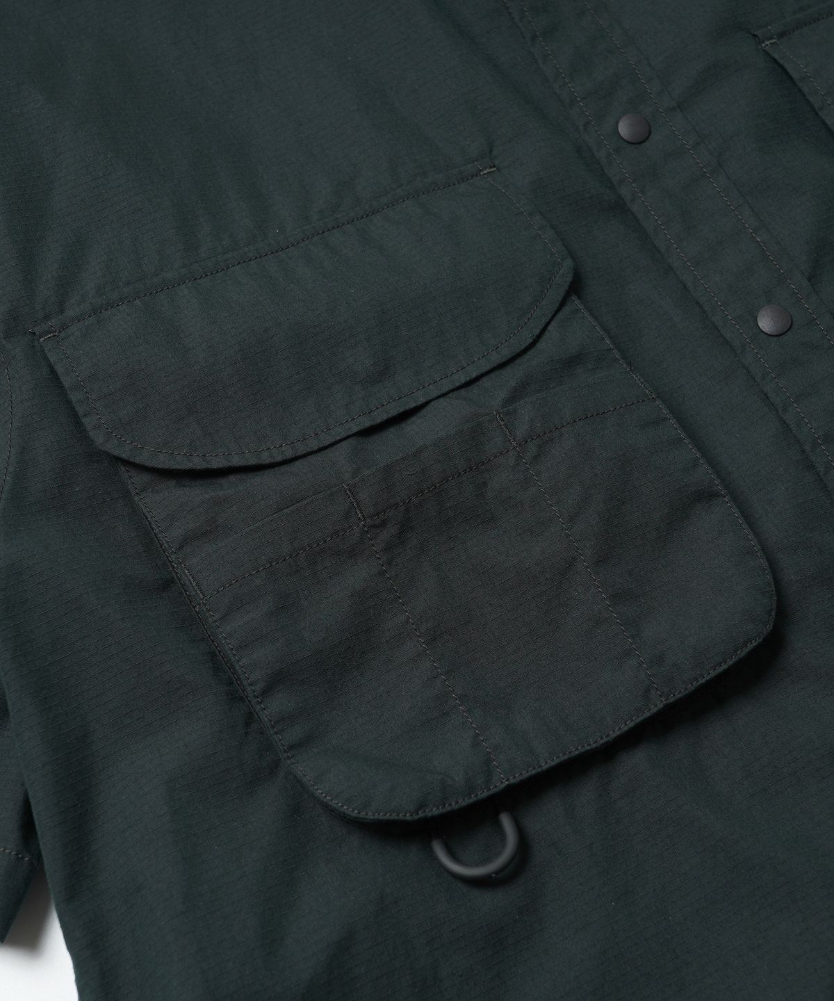 프리즘웍스(FRIZMWORKS) CN RIPSTOP FISHING HALF SHIRT _ DARK GREEN