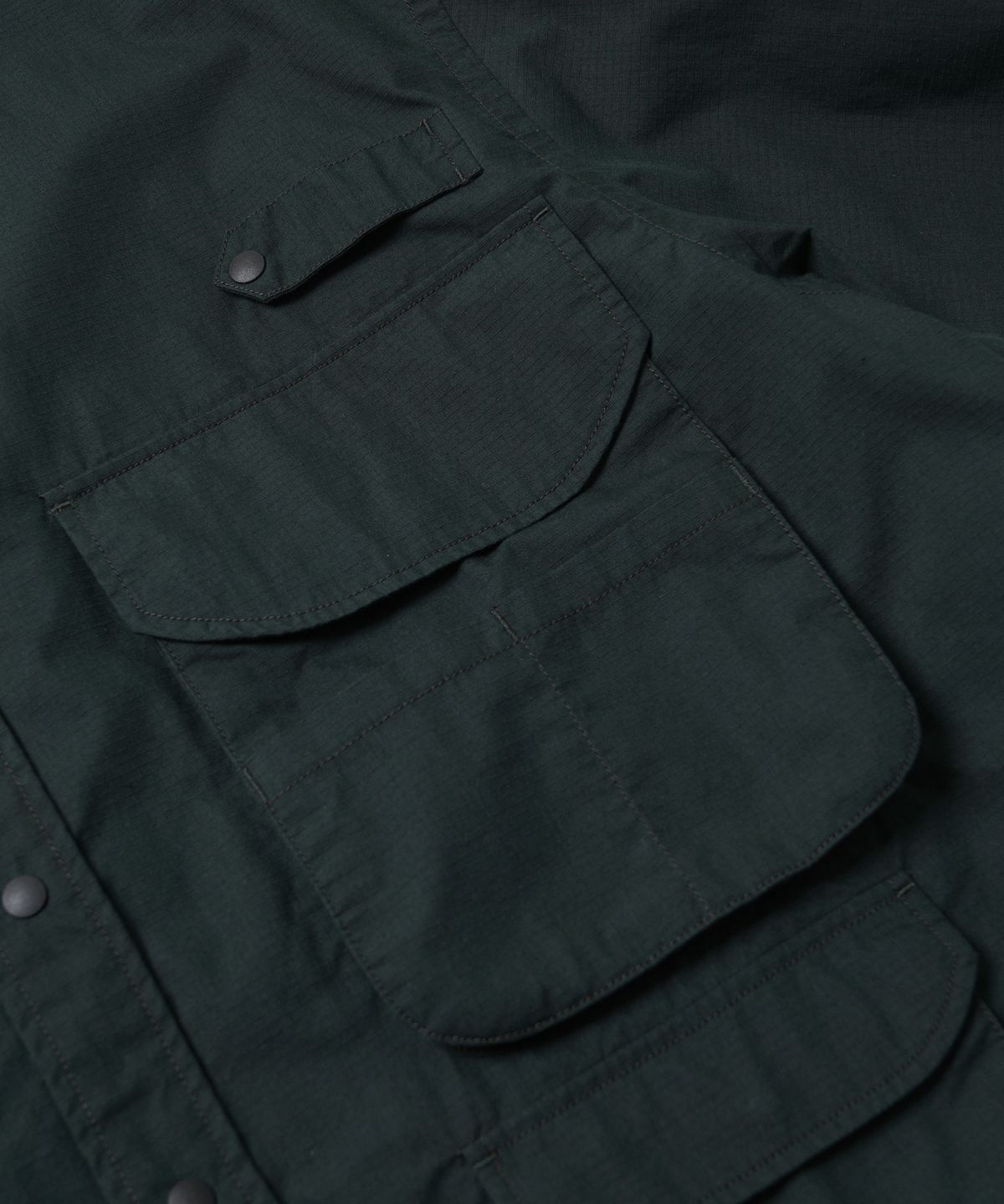 프리즘웍스(FRIZMWORKS) CN RIPSTOP FISHING HALF SHIRT _ DARK GREEN