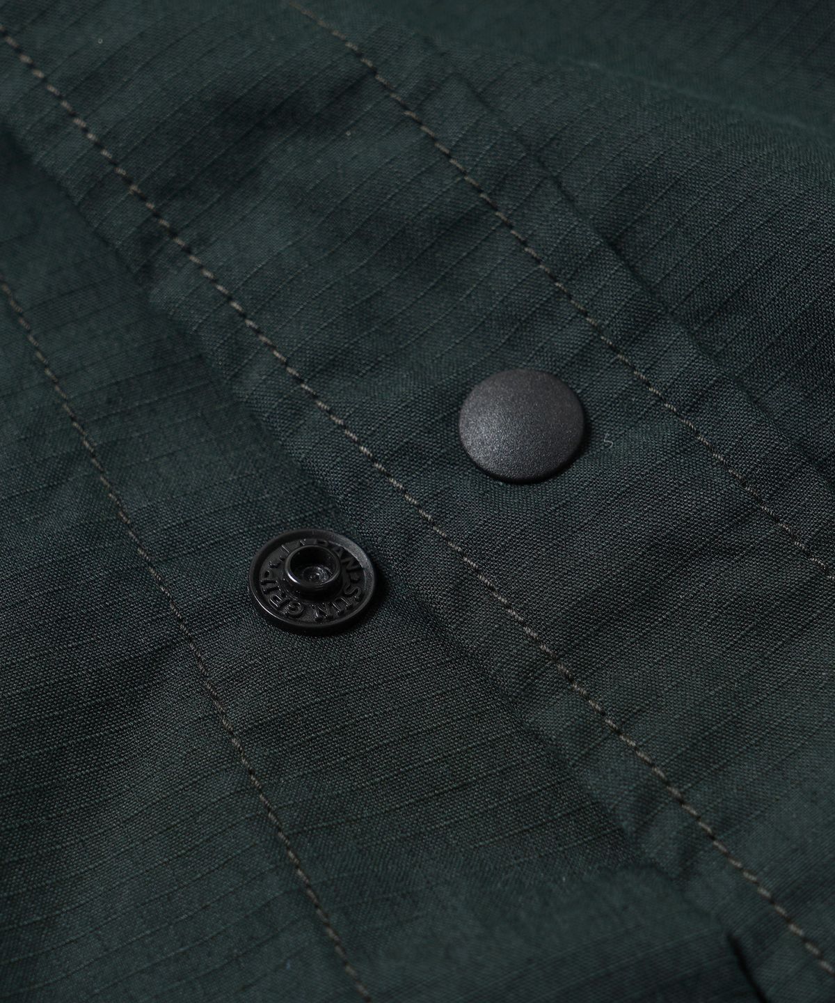 프리즘웍스(FRIZMWORKS) CN RIPSTOP FISHING HALF SHIRT _ DARK GREEN