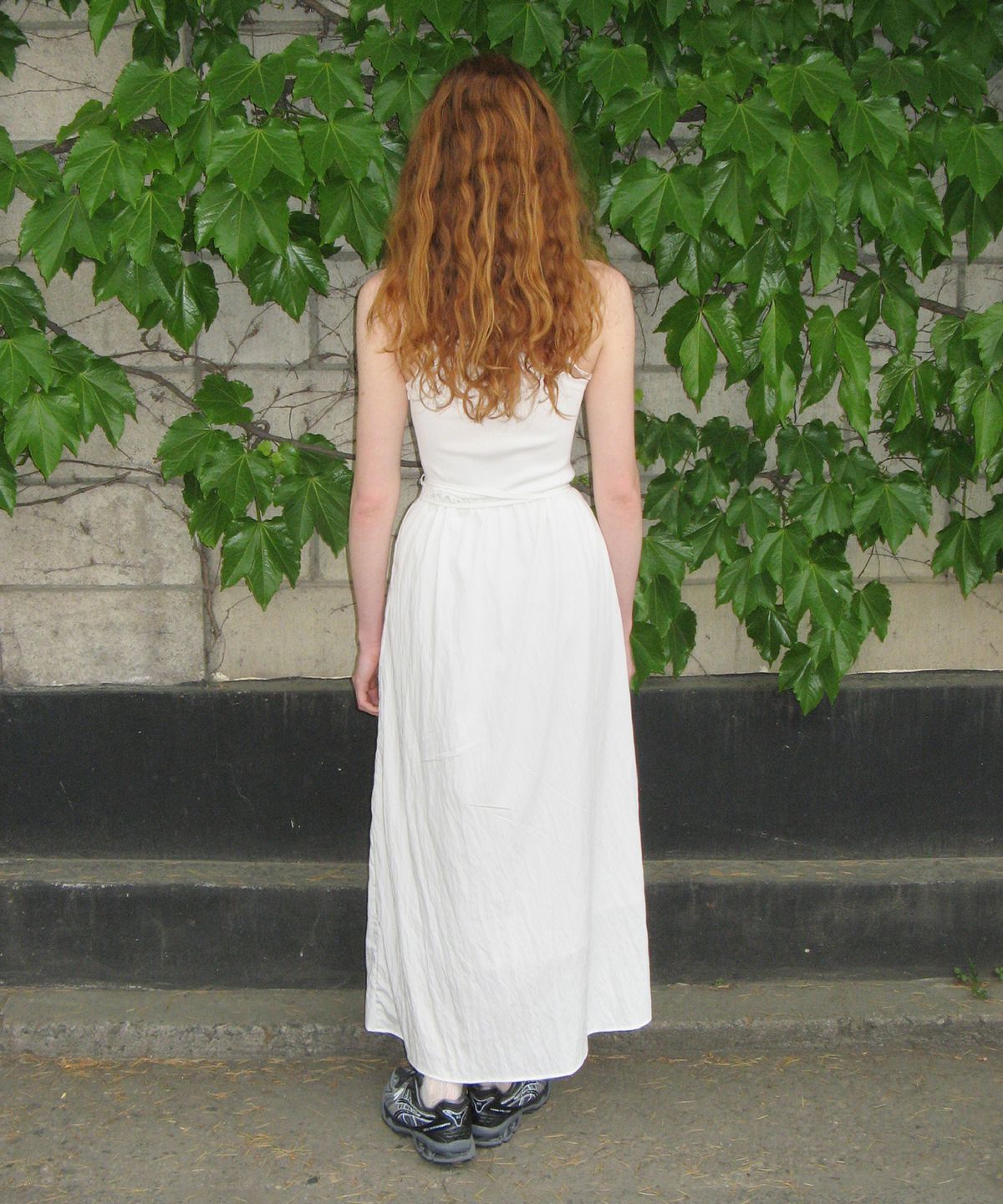 다이애그널(DIAGONAL) ONE OFF-SHOULDER LONG DRESS (white)
