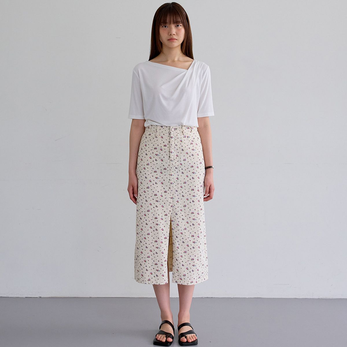 에이앤레이(AEIREI) AR_Classic swing collar top_WHITE