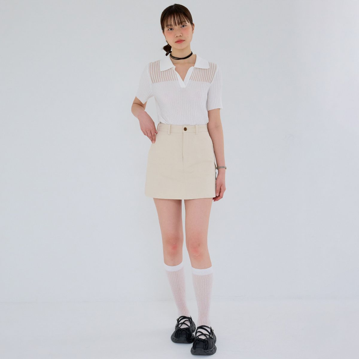 에이앤레이(AEIREI) AR_Pitting v-neck collar top_WHITE