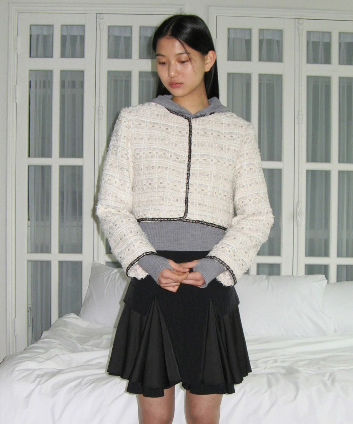 시눈(SINOON) Collarless Shine Tweed Jacket (Ivory)
