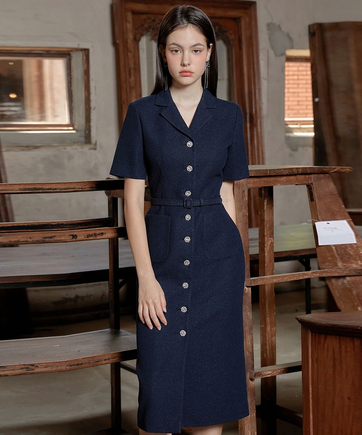 쥴리앤칼라(JULIY&CALLA) 24SS 칼라89 시크릿가든 롱 퀸 트위드 원피스 네이비
