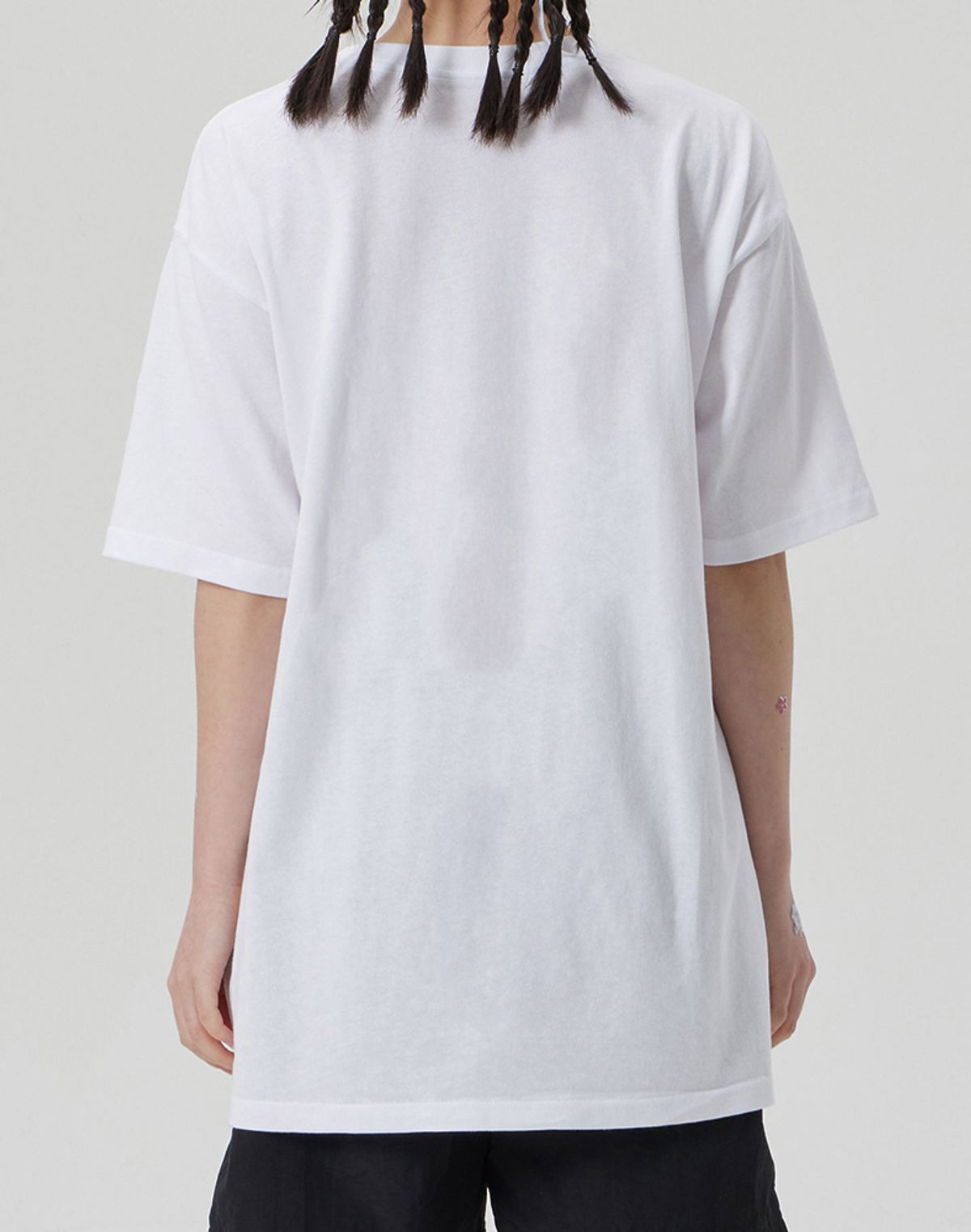 메이킷투(MAKEITTO) [SEOUL] CREW NECK TEE_WHITE