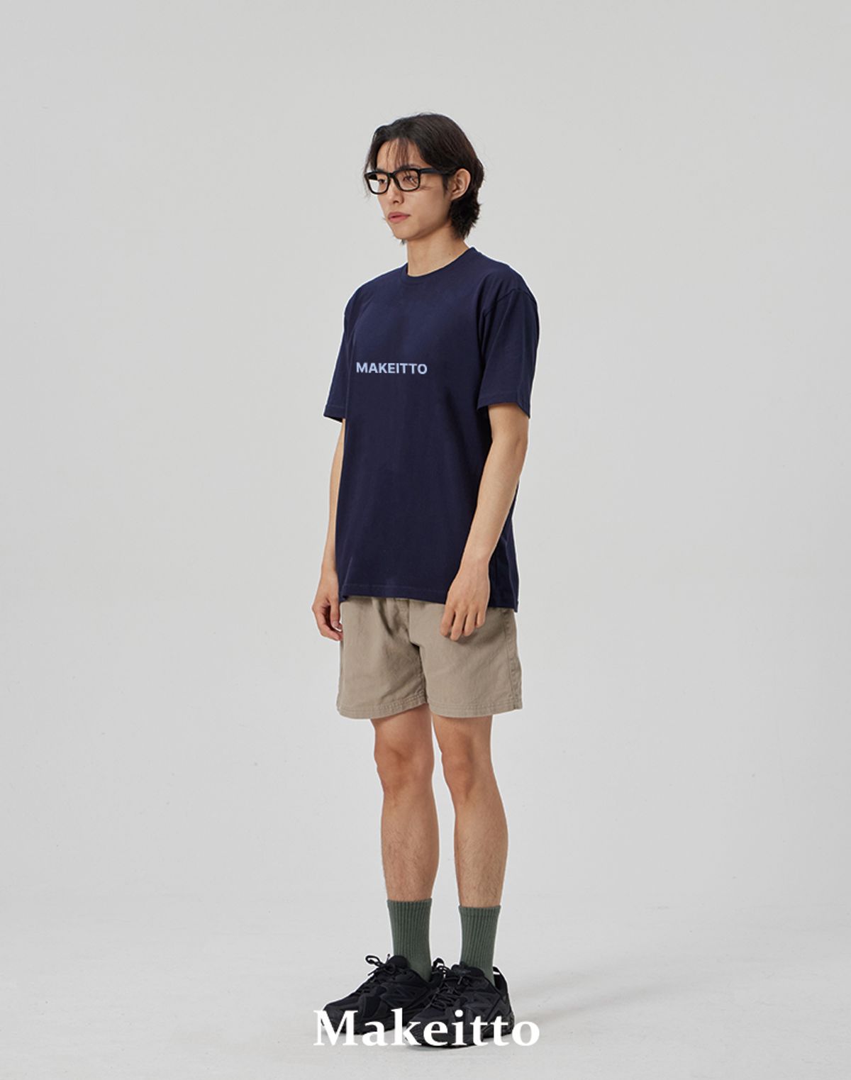 메이킷투(MAKEITTO) [SQUARE LOGO] CREW NECK TEE_NAVY