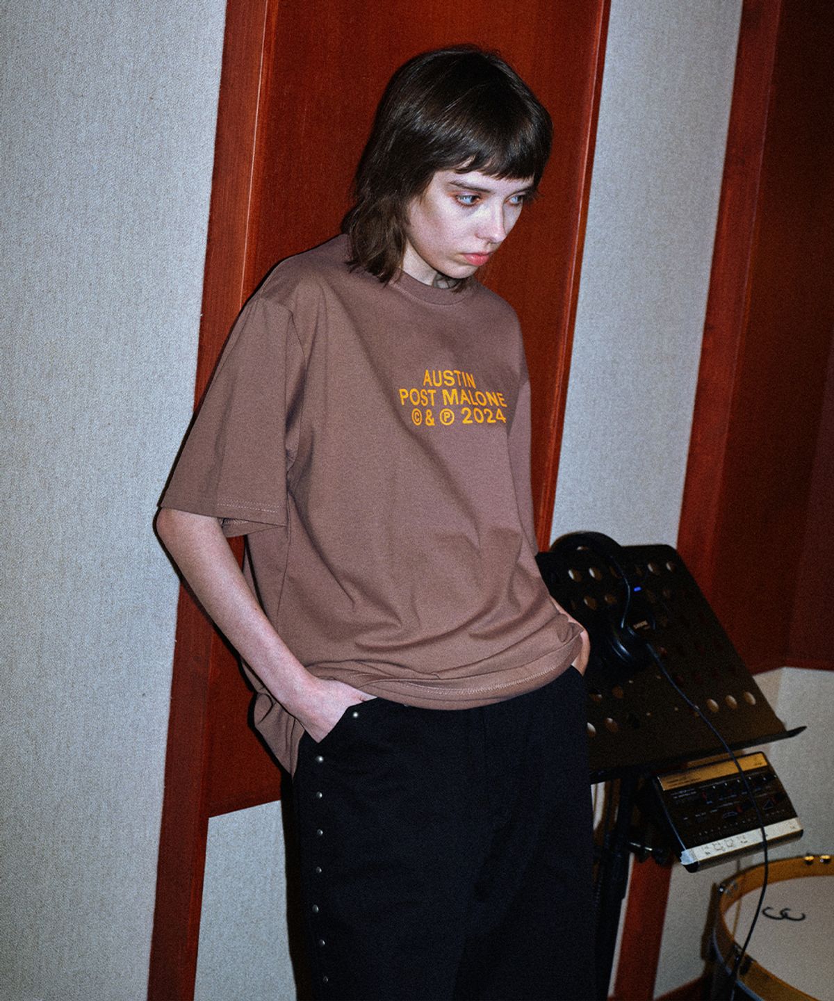 마하그리드(MAHAGRID) HOLD MY BREATH TEE MOCHA(MG2EMMT522D)