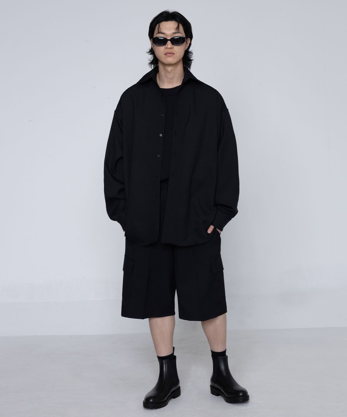 그레이버(GRAVER) [UNISEX]세미 와이드 버뮤다 카고 밴딩 슬랙스