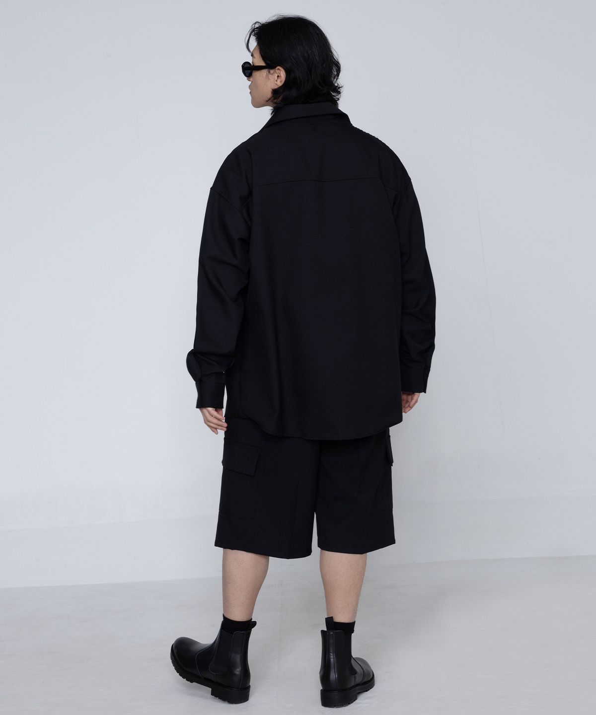 그레이버(GRAVER) [UNISEX]세미 와이드 버뮤다 카고 밴딩 슬랙스