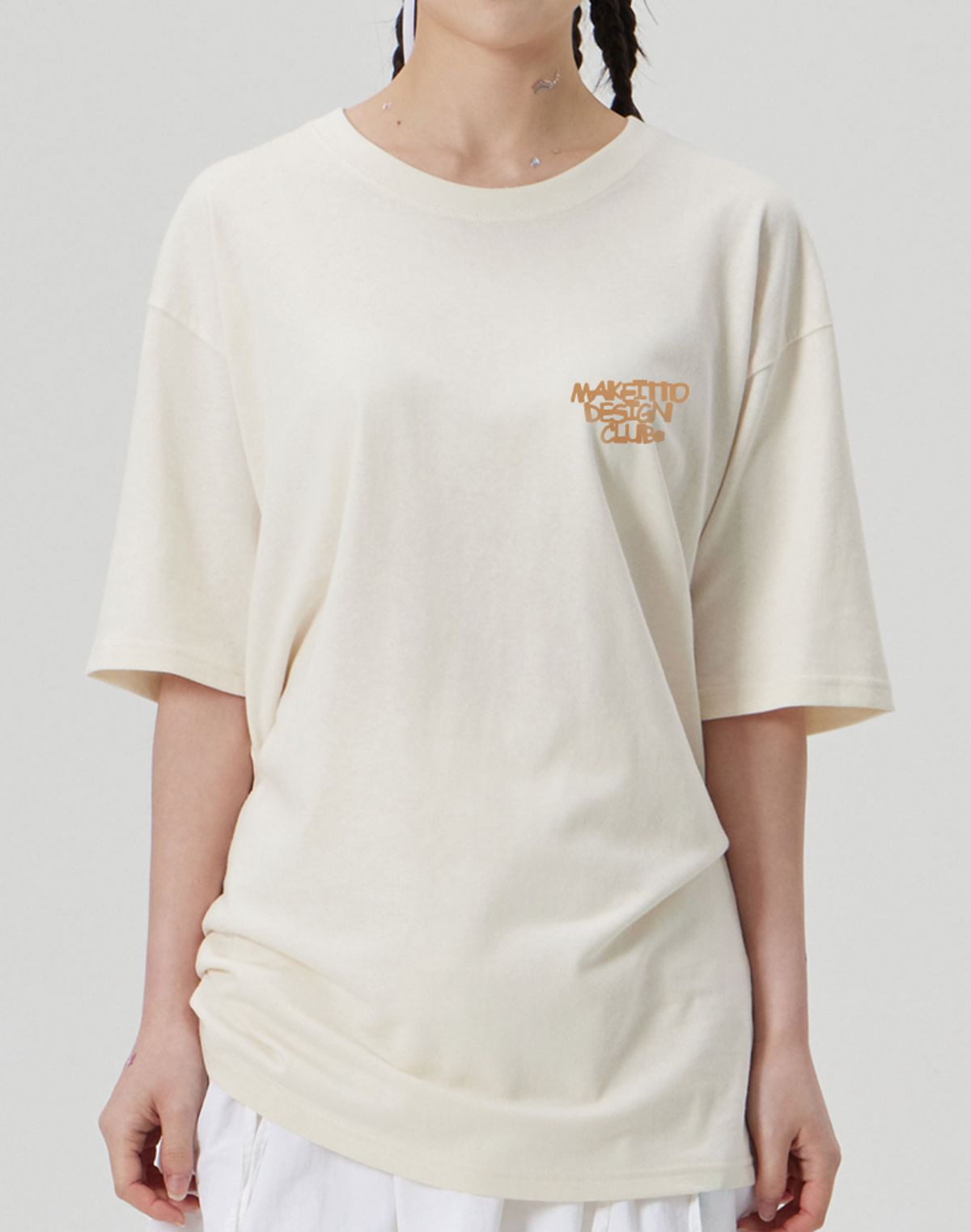 메이킷투(MAKEITTO) [DESIGN CLUB] CREW NECK TEE_CREAM