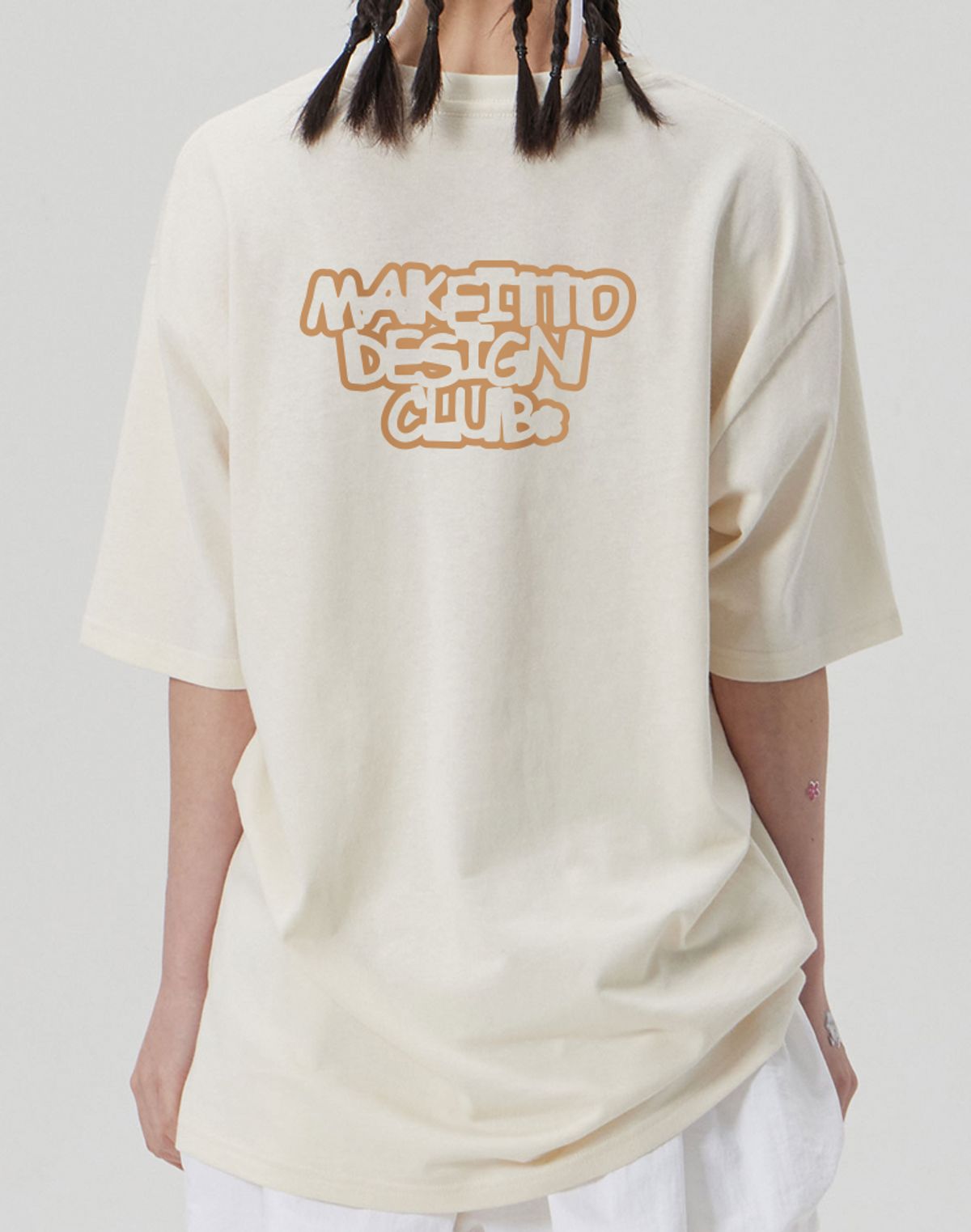 메이킷투(MAKEITTO) [DESIGN CLUB] CREW NECK TEE_CREAM