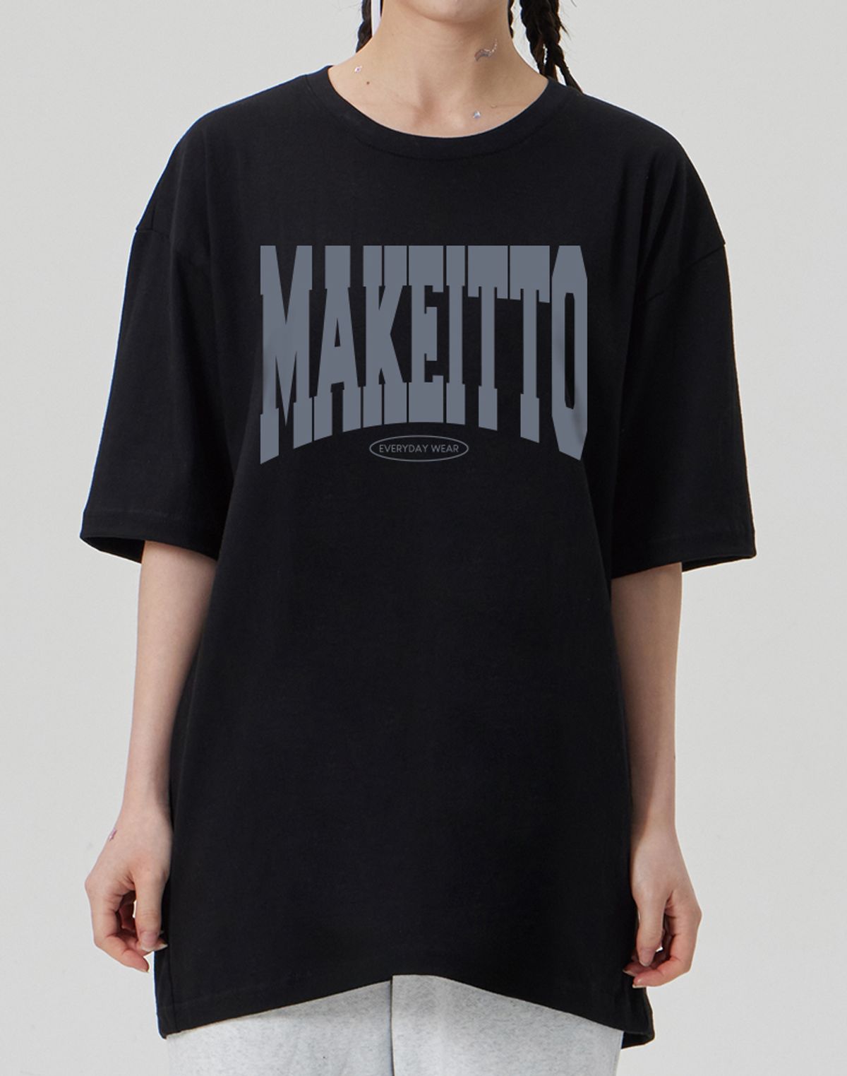 메이킷투(MAKEITTO) [NAME LOGO] CREW NECK TEE_BLACK