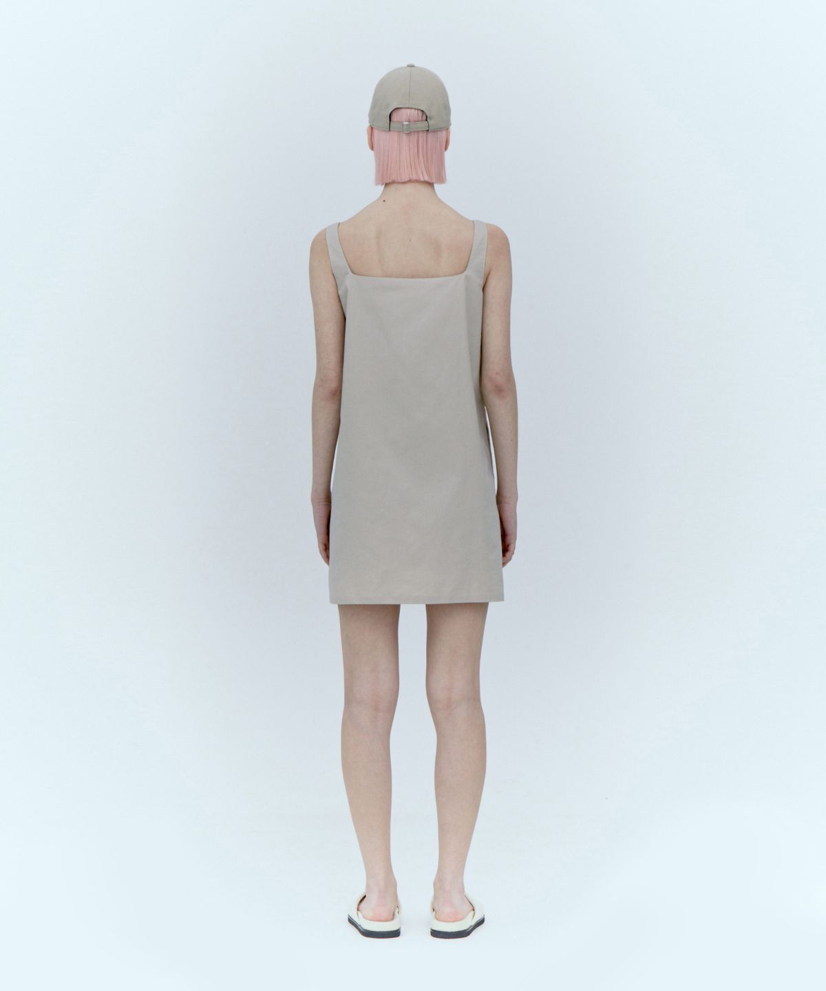 레스트앤레크레이션(REST&RECREATION) SQUARE NECK MINI DRESS_BEIGE