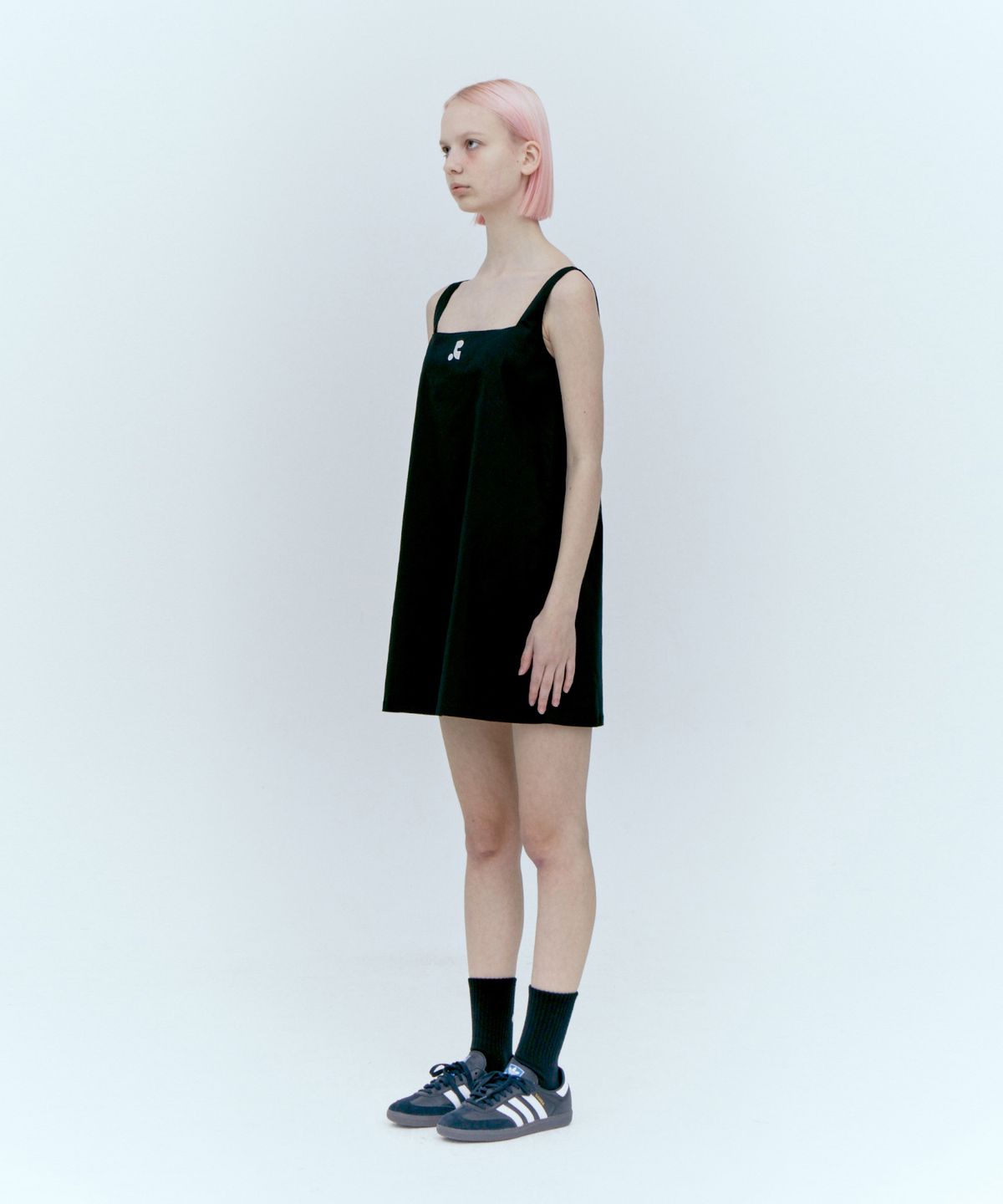 레스트앤레크레이션(REST&RECREATION) SQUARE NECK MINI DRESS_BLACK