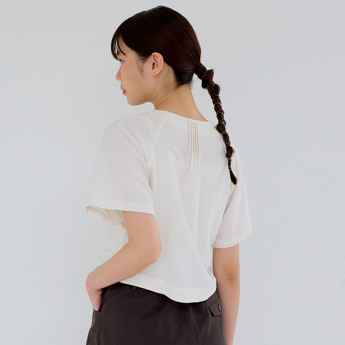 에이앤레이(AEIREI) AR_Linen v-neck cropped shirt jacket