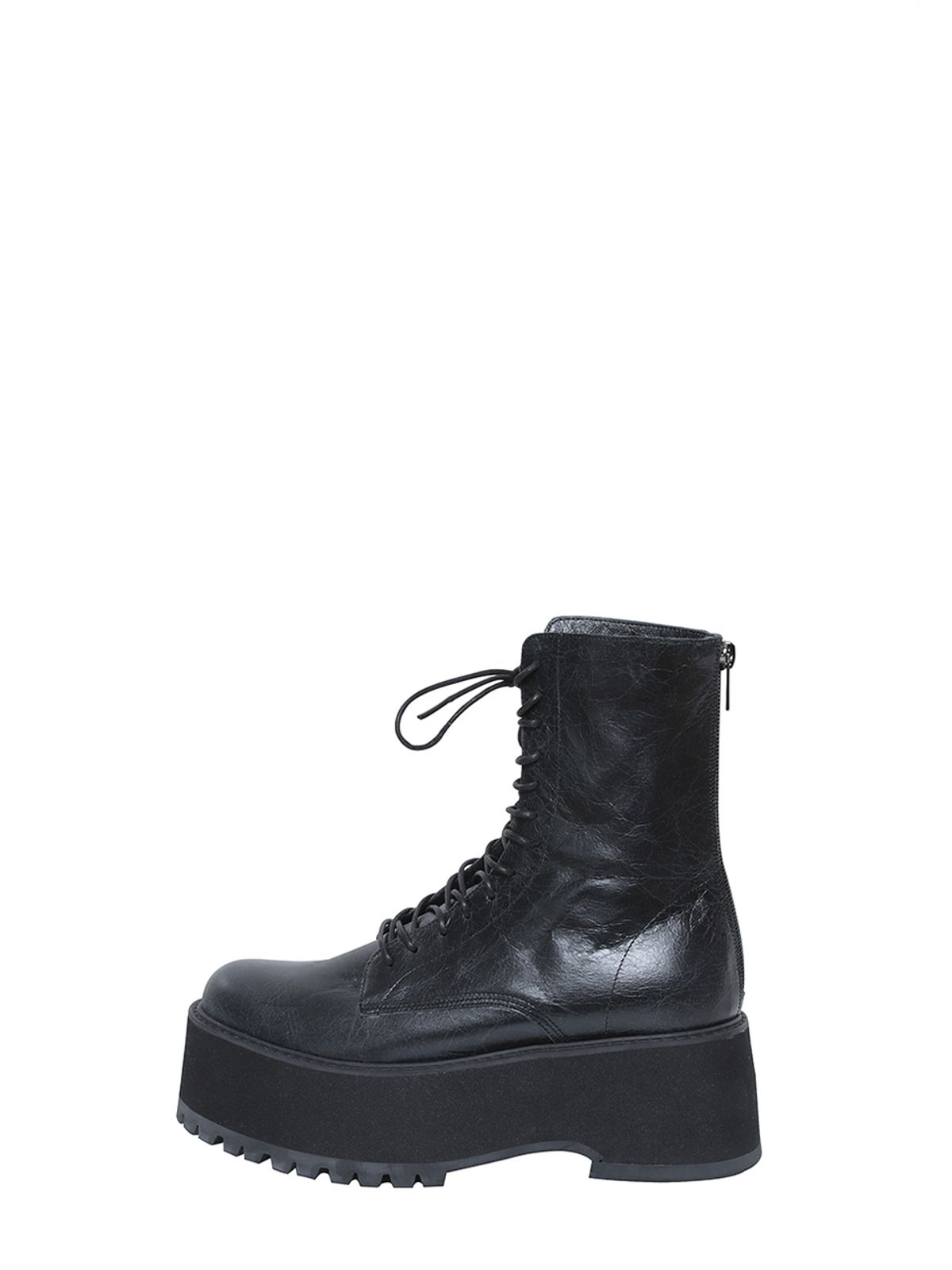 슈바이초이(SHOEBYCHOI) 크랙 소가죽 스키니 통굽 워커 (7cm)