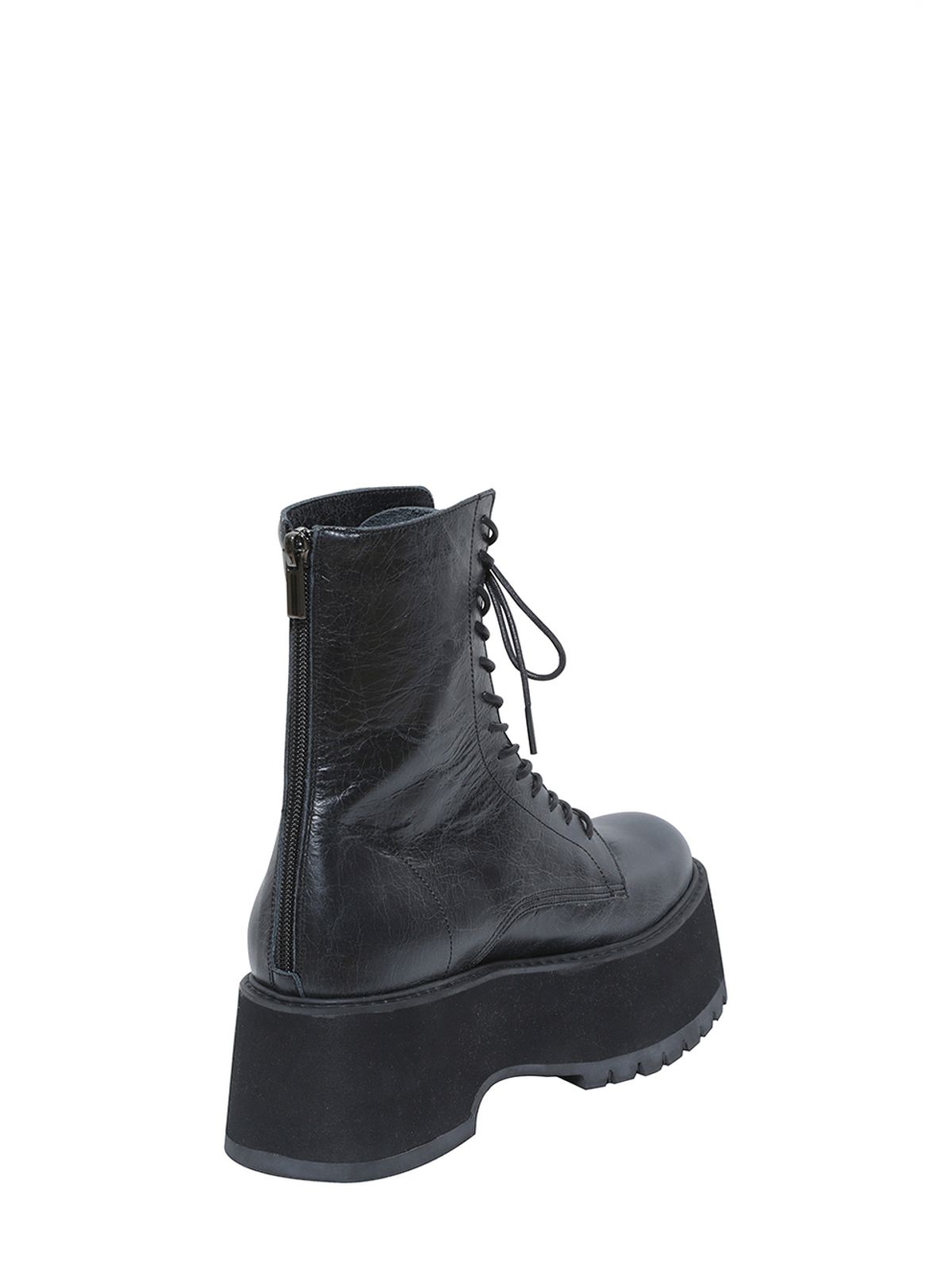 슈바이초이(SHOEBYCHOI) 크랙 소가죽 스키니 통굽 워커 (7cm)