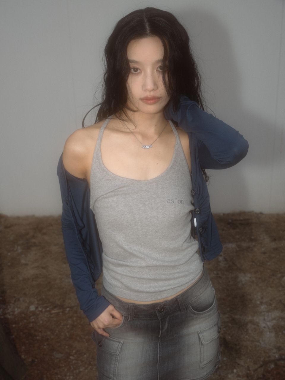 MUSINSA公式 | ASON HATTIE HALTER NECK SLEEVELESS / GRAY