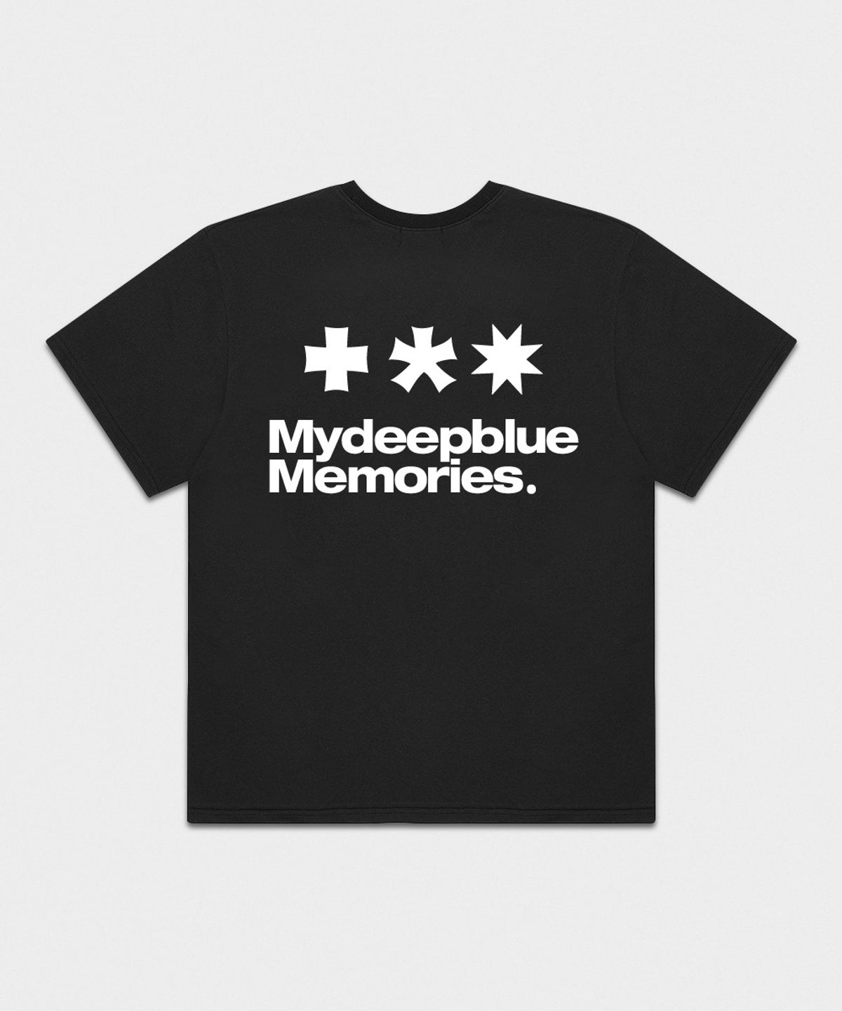 마이딥블루메모리즈(MY DEEP BLUE MEMORIES) Mm Symbol Logo T-Shirts (BLACK)