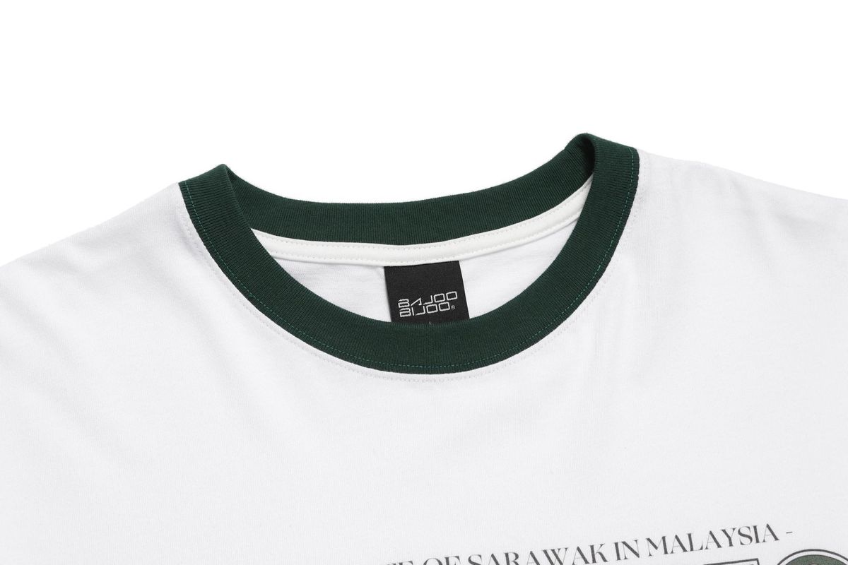 바쥬비쥬(BAJOO BIJOO) KUCHING RINGER T-SHIRT [WHITE-GREEN]