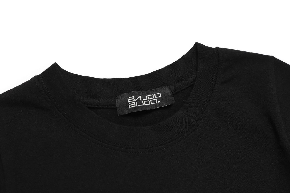 바쥬비쥬(BAJOO BIJOO) LETTERING LOGO CROP T-SHIRT [BLACK]