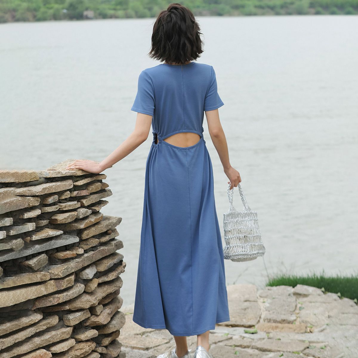랭썬(LANGSON) LS_Casual crew neck blue dress