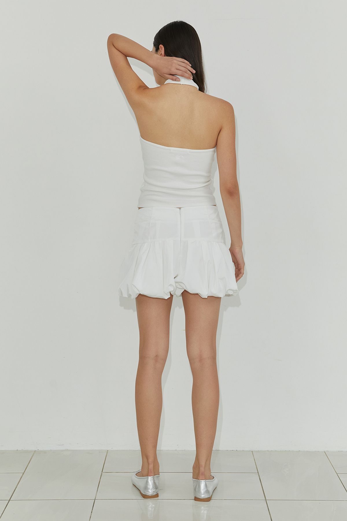 모어댄파라다이스(MORE THAN PARADISE) BUBBLE HEM SHORTS / IVORY