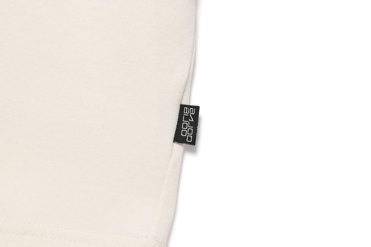 바쥬비쥬(BAJOO BIJOO) LETTERING LOGO CROP T-SHIRT [CREAM]