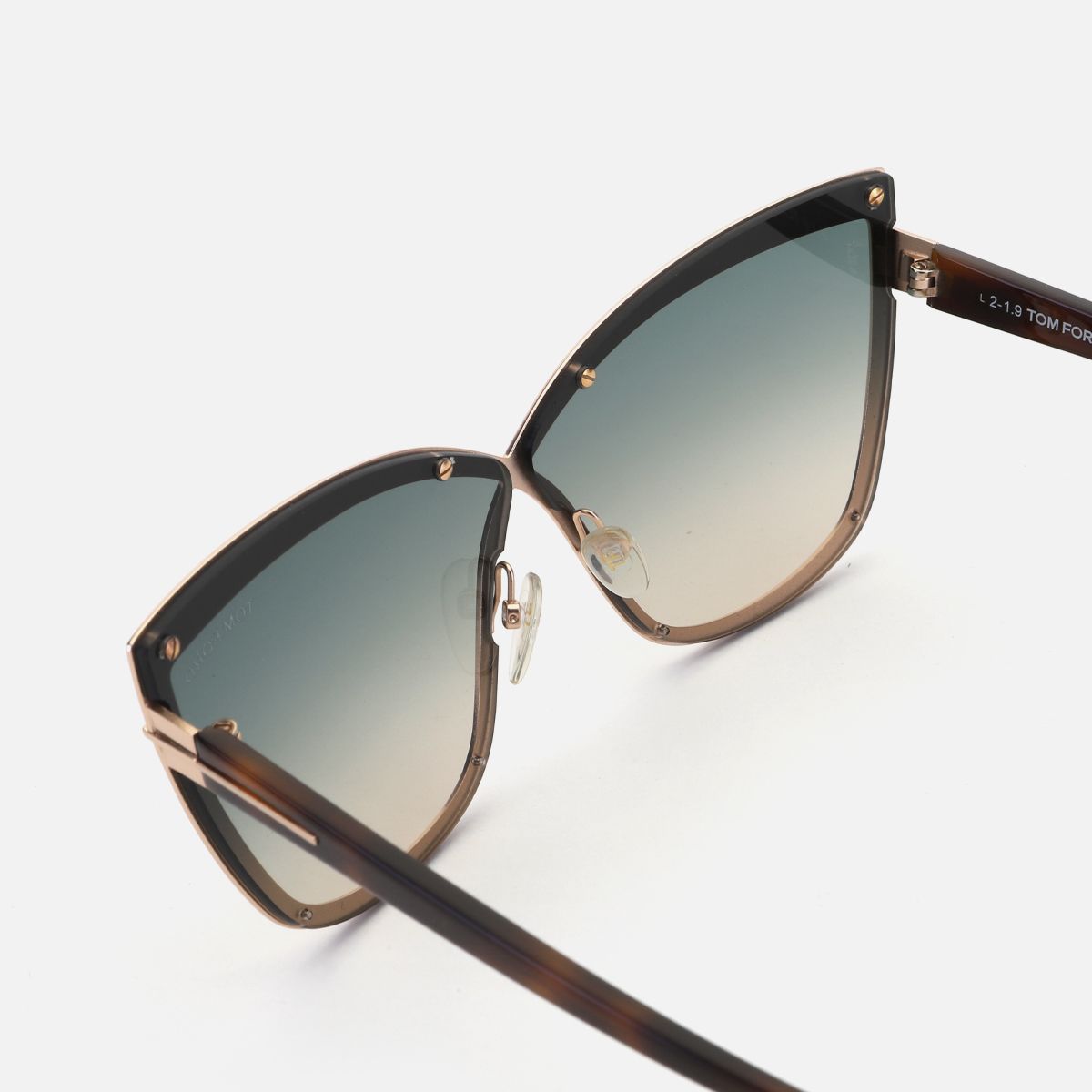 톰포드 아이웨어(TOM FORD EYEWEAR) 상드린 Sandrine-02 TF715 28P(68)
