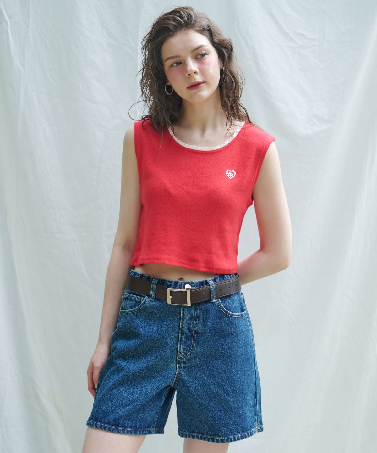 로시로우(LOSSYROW) Lace eyelet sleeveless shirt Red