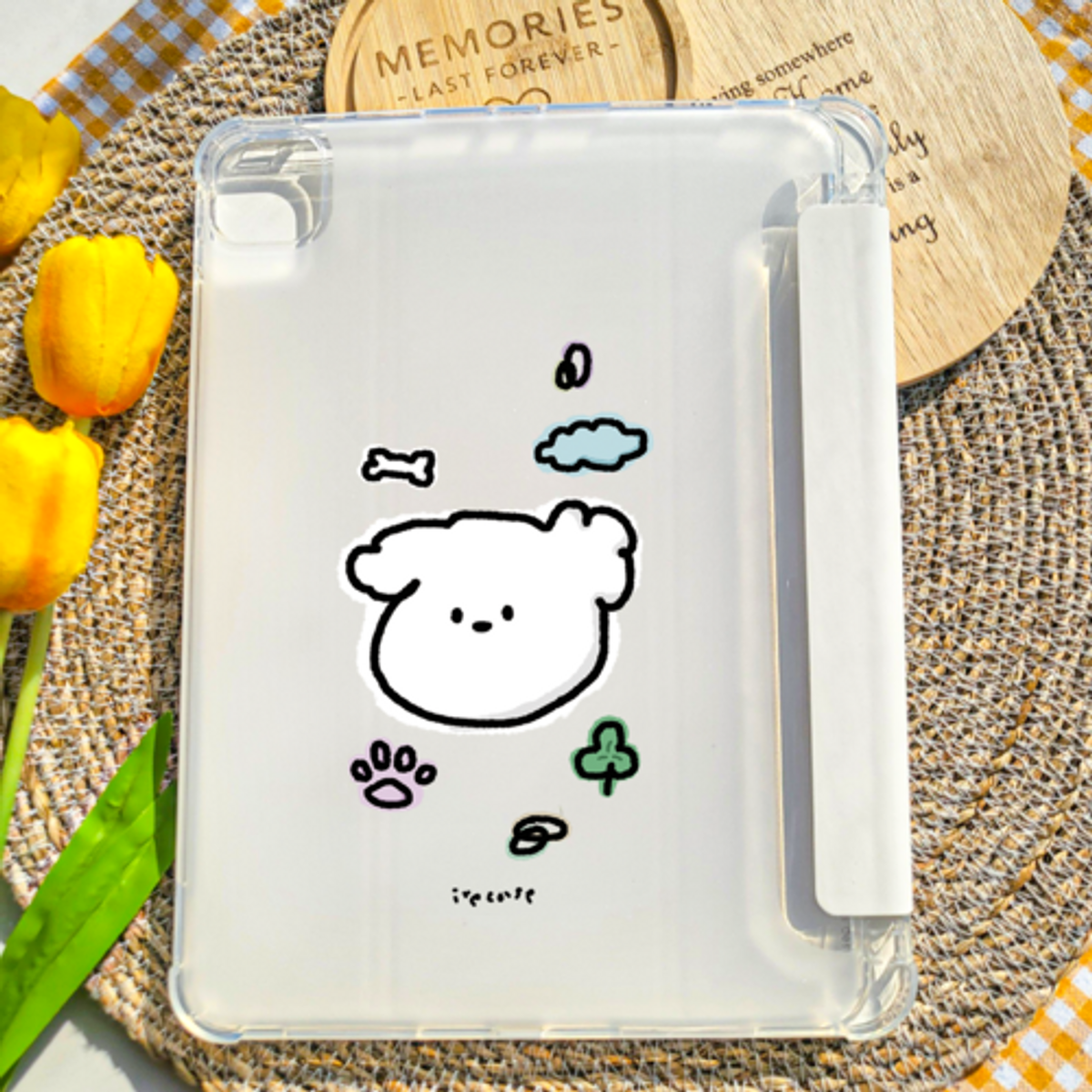 이레케이스앤굿즈(IRECASEGOODS) 흰둥이 아이패드 갤럭시탭 애플펜슬 수납가능 풀커버 케이스