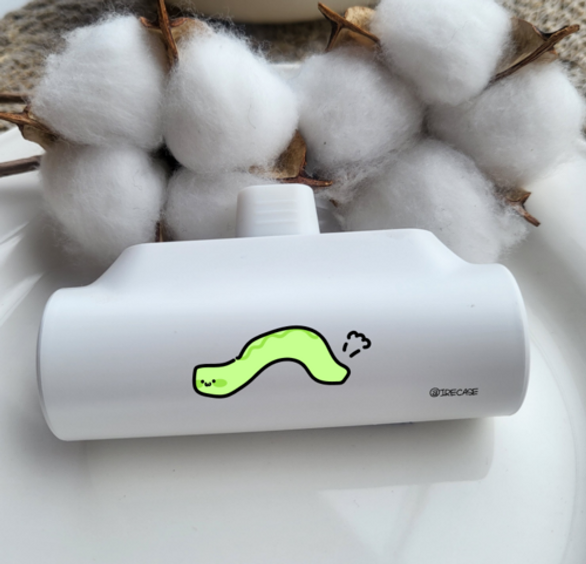 이레케이스앤굿즈(IRECASEGOODS) 캐릭터 일체형 무선 도킹형 미니 5000mAh 보조배터리