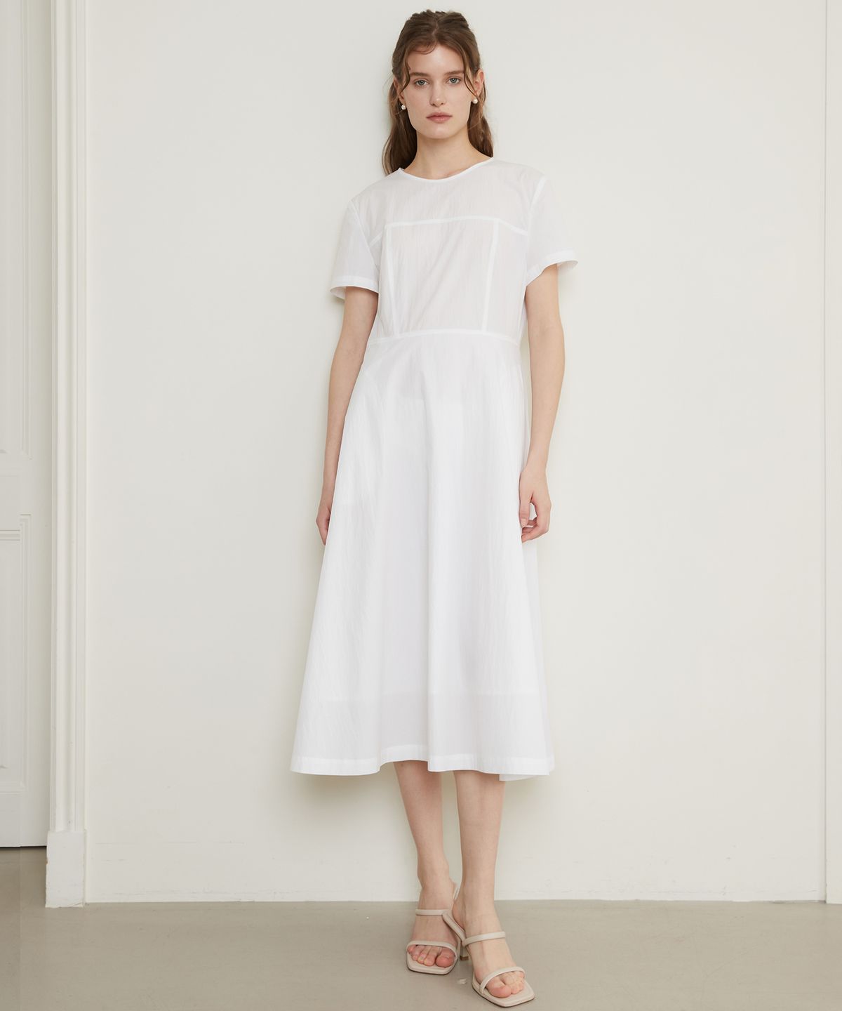 폴앤앨리스(PAUL&ALICE) BUSTIER DETAILED DRESS / WHITE