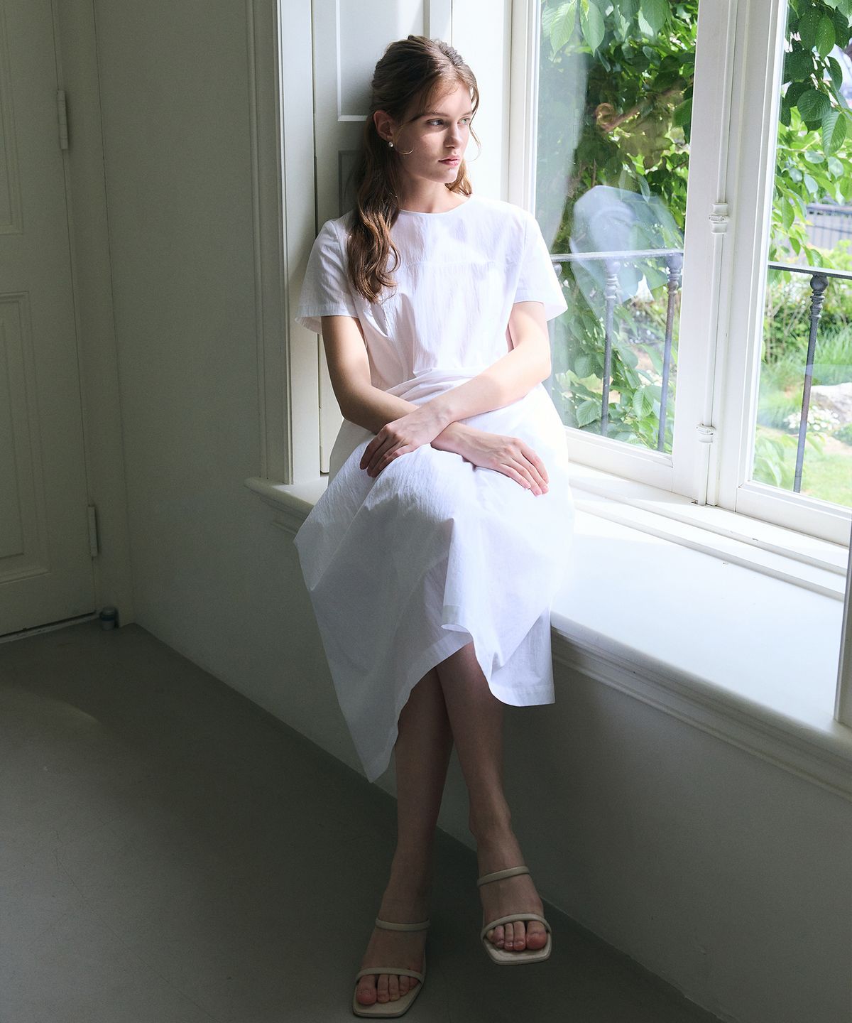 폴앤앨리스(PAUL&ALICE) BUSTIER DETAILED DRESS / WHITE