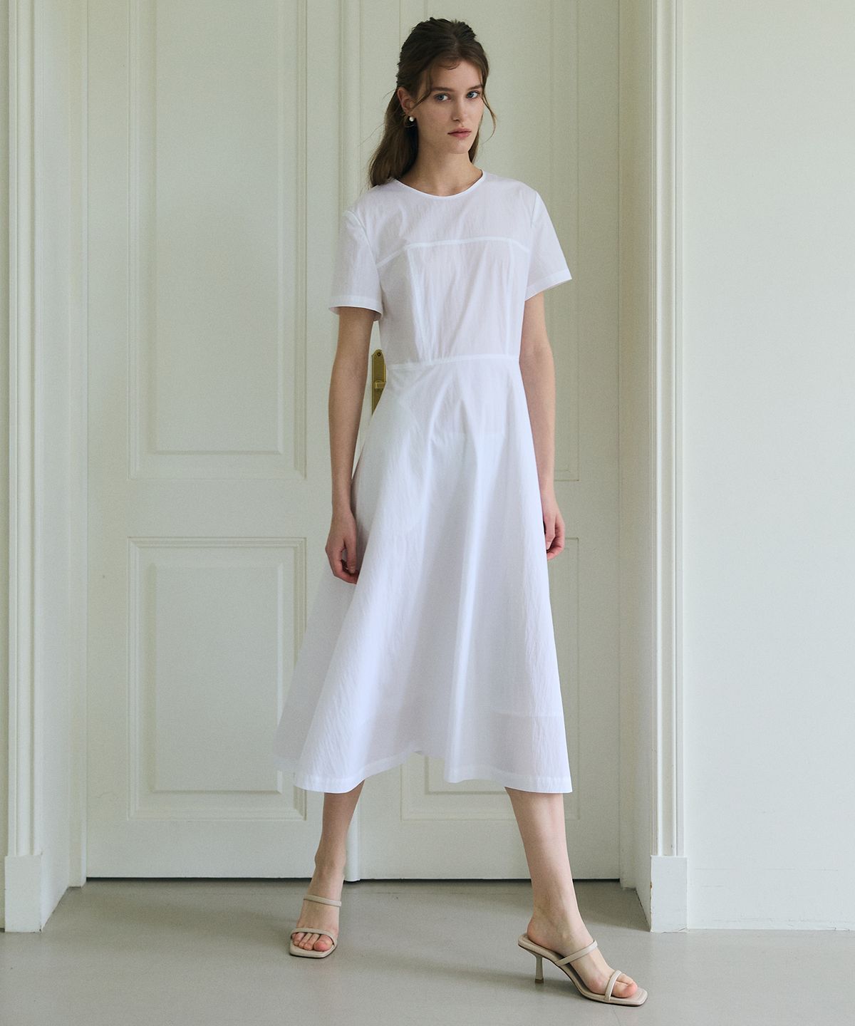 폴앤앨리스(PAUL&ALICE) BUSTIER DETAILED DRESS / WHITE
