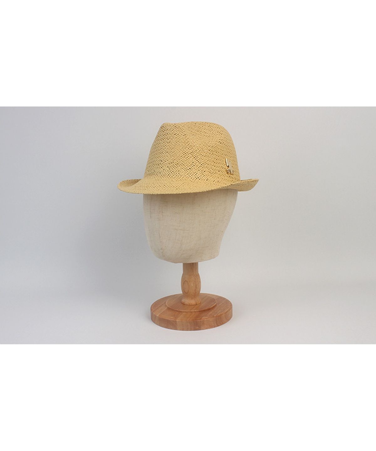 유니버셜 케미스트리(UNIVERSAL CHEMISTRY) BU Swing Simple Beige Fedora 여름모자