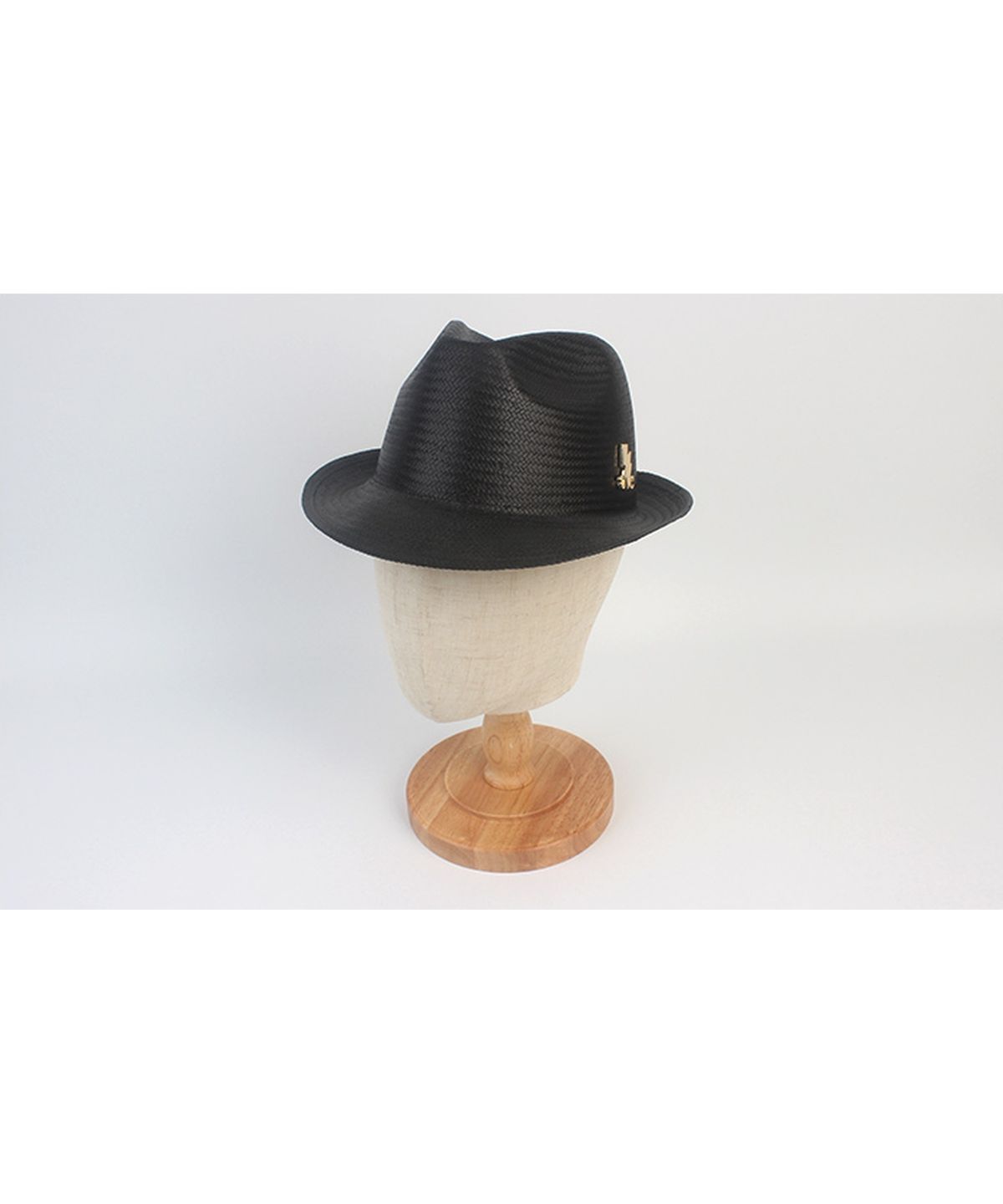 유니버셜 케미스트리(UNIVERSAL CHEMISTRY) BU Gentle Simple Black Fedora 여름모자