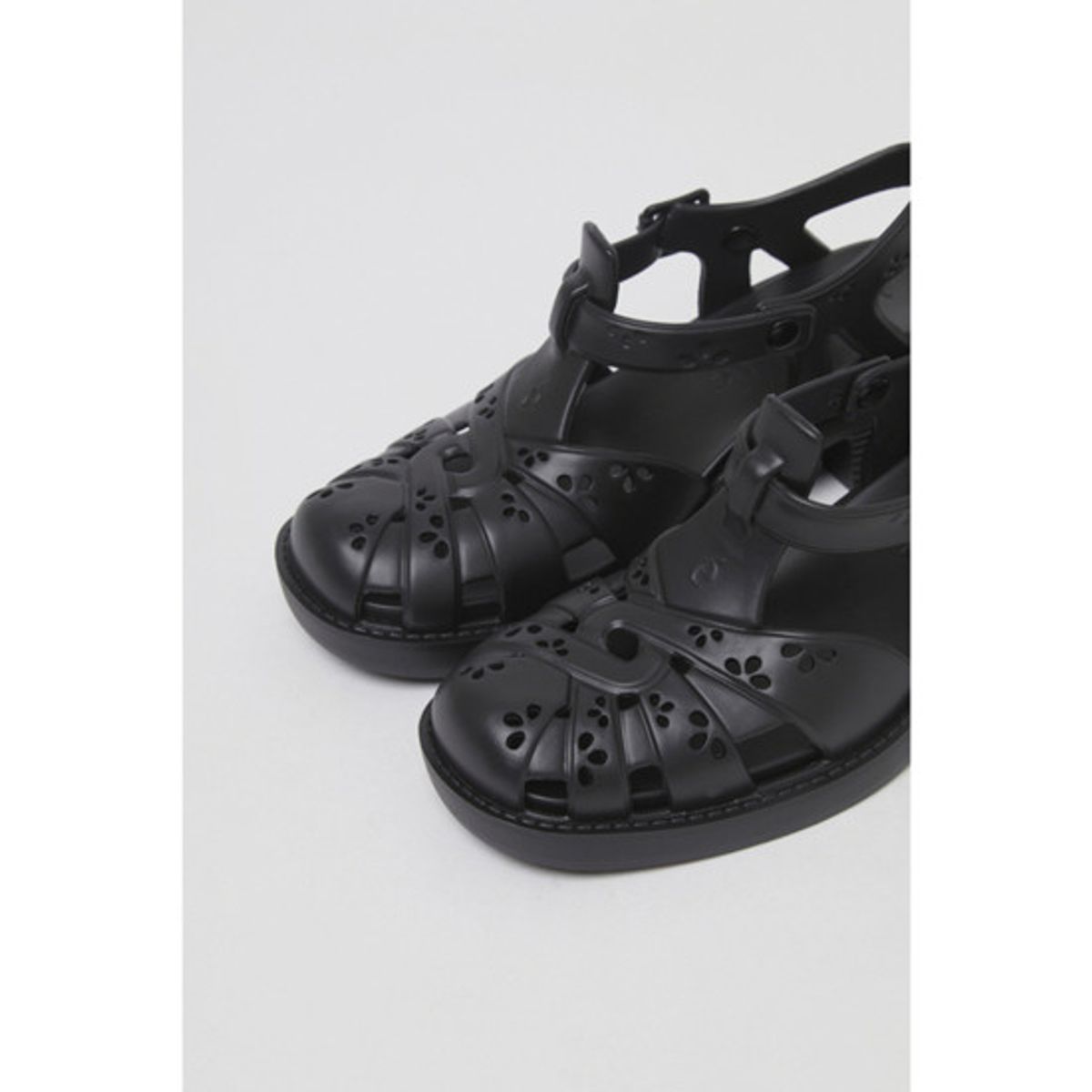 아카이브앱크(ARCHIVEPKE) Puffy rubber sandal(Deep sleep)_OK2AM24009BLK