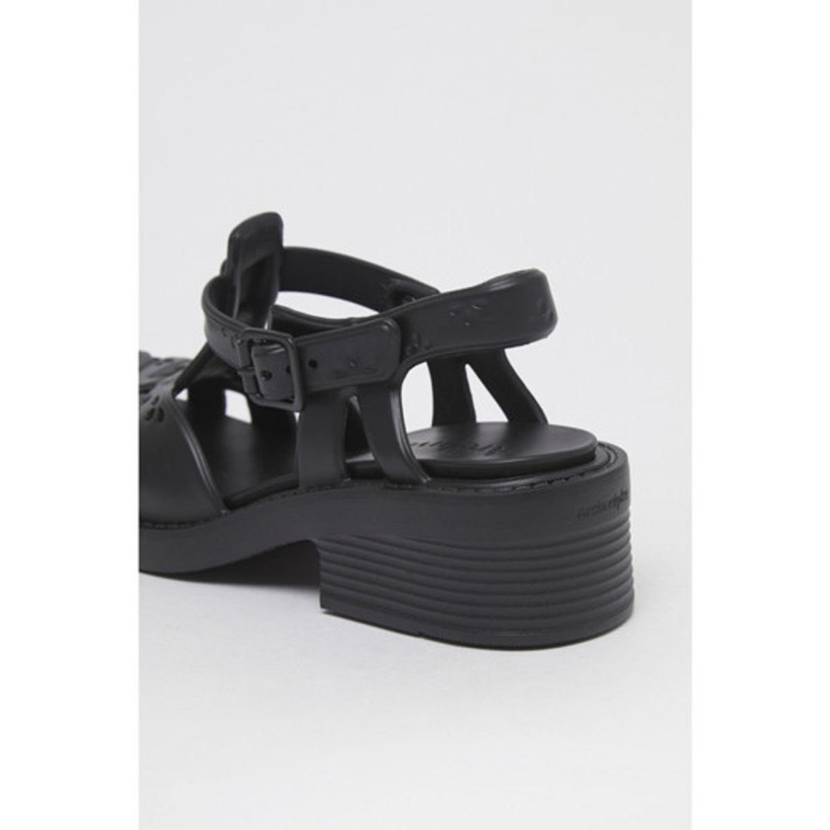 아카이브앱크(ARCHIVEPKE) Puffy rubber sandal(Deep sleep)_OK2AM24009BLK