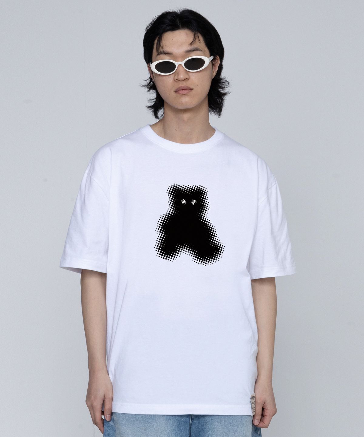 그레이버(GRAVER) [UNISEX]도트 실루엣 베어 반팔티_화이트
