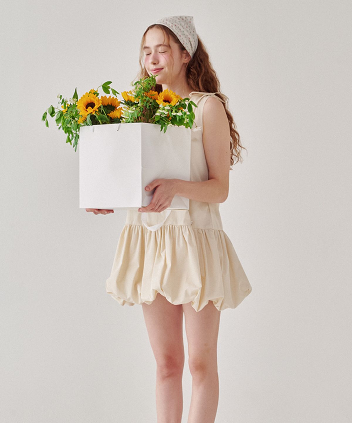 론론(RONRON) SHOULDER STRING PUMPKIN MINI DRESS CREAM