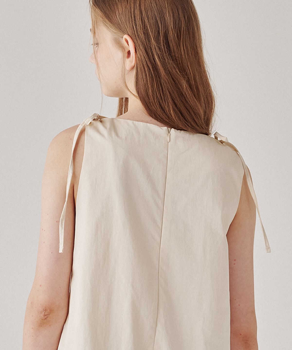 론론(RONRON) SHOULDER STRING PUMPKIN MINI DRESS CREAM