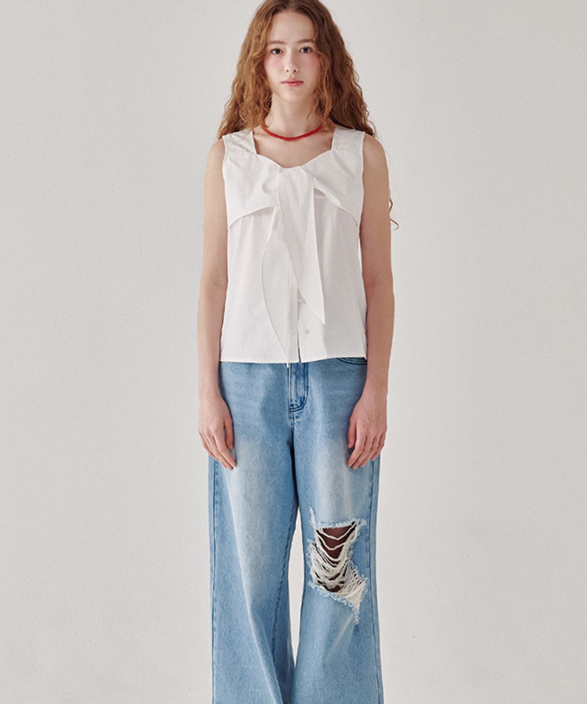 론론(RONRON) RIBBON BOW SLEEVELESS BLOUSE IVORY