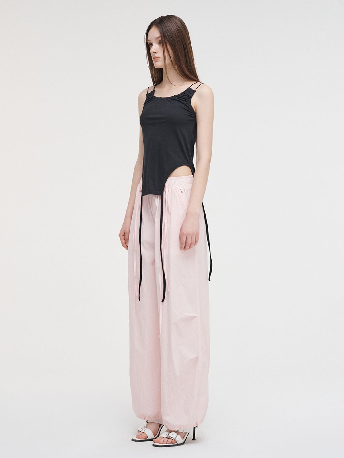 에트몽(ETMON) Double Strap Sleeveless Top Black