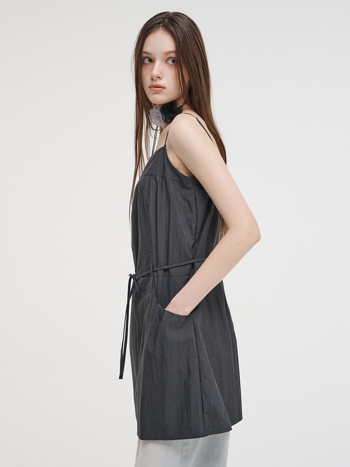 에트몽(ETMON) Slip Pintuck Mini Dress Charcoal