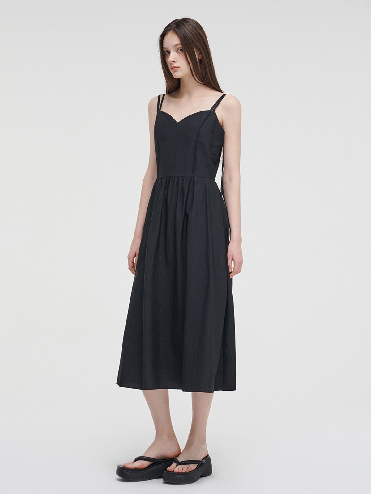 에트몽(ETMON) Slip Pintuck Double Strap Dress Black