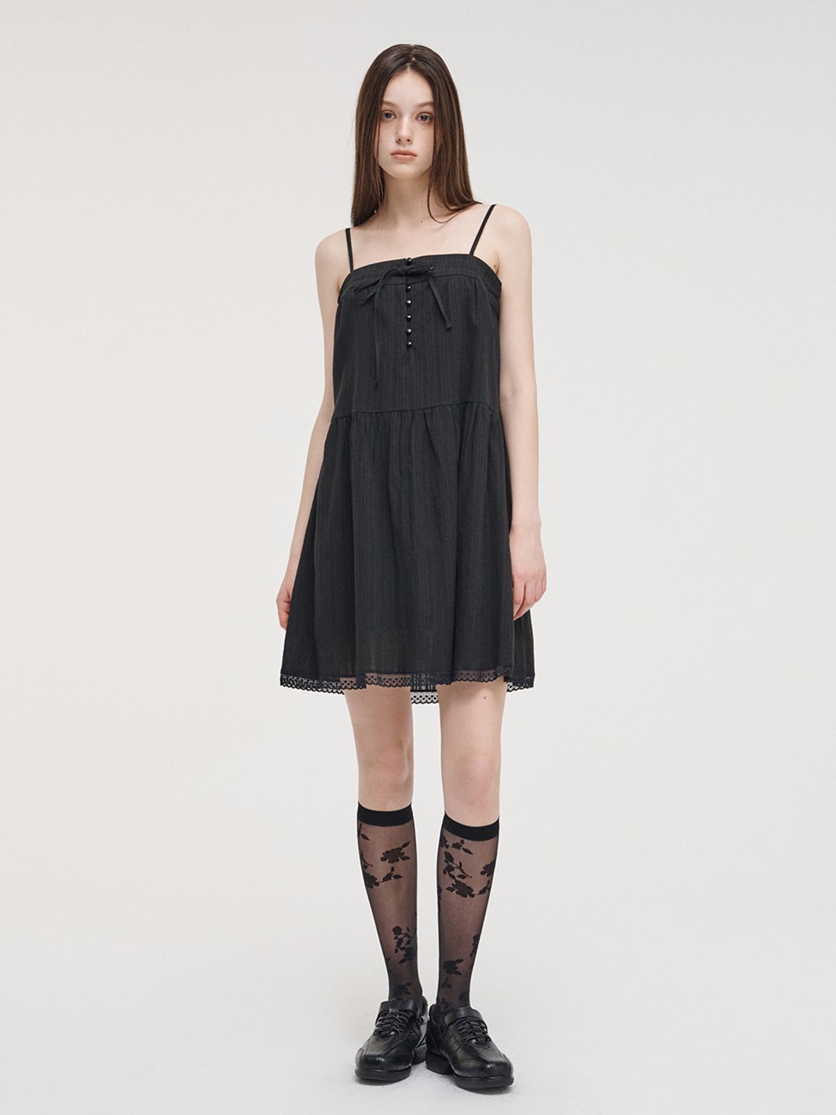 에트몽(ETMON) Slip Button Lace Mini Dress Black